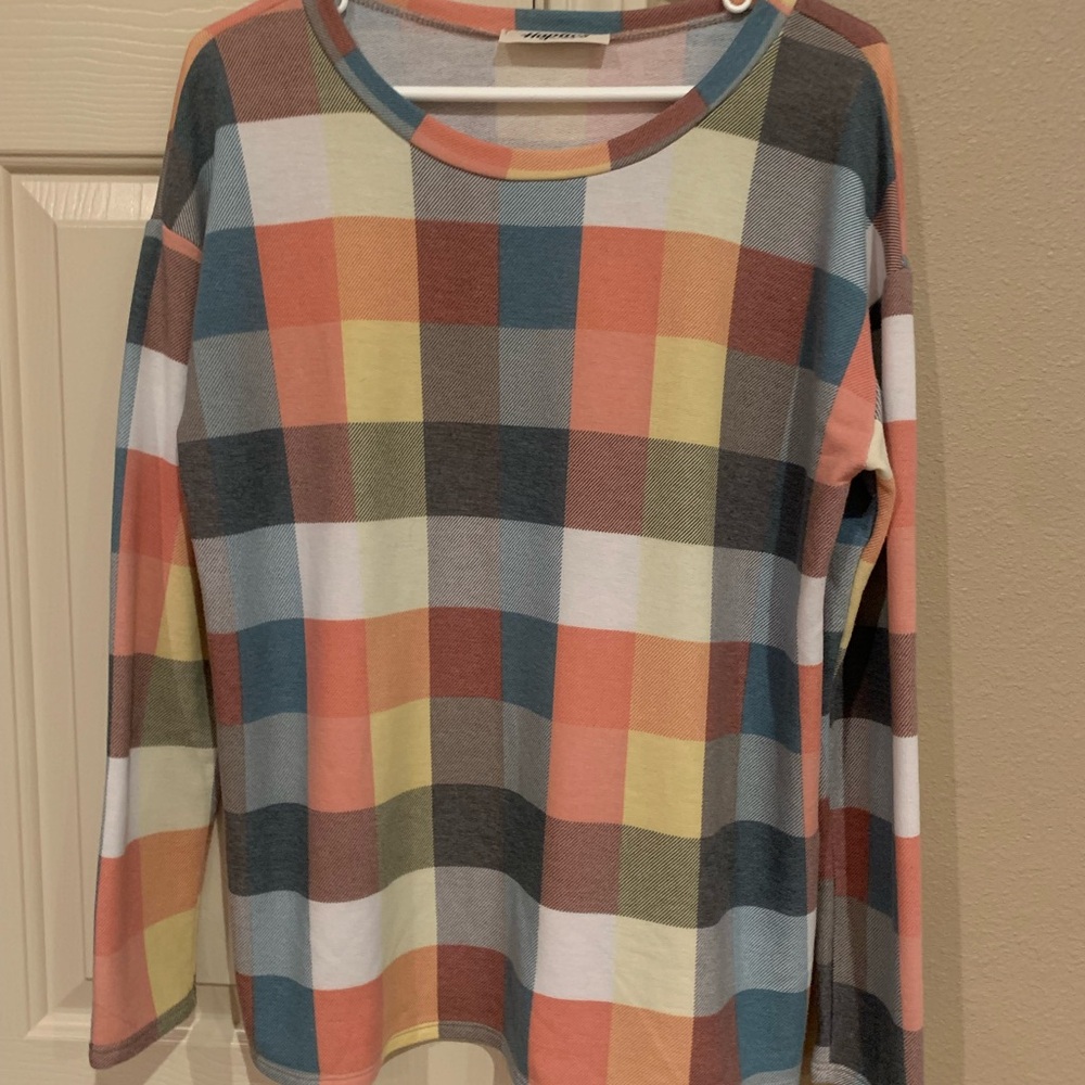 Haptics Plaid Long Sleeve Top
